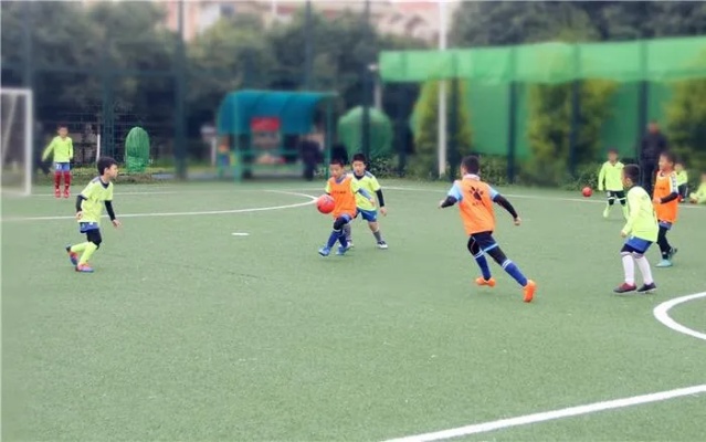 体验儿童足球比赛视频：培养孩子的运动潜能